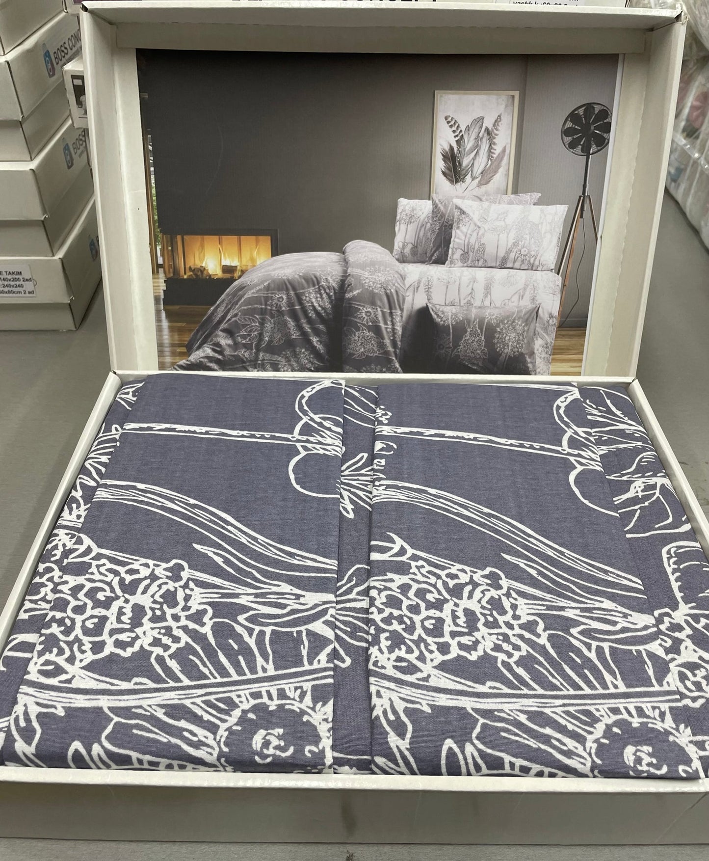 DUO SET, komplet vsebuje 2 prevleki za odejo 140x200 + 2 prevleki za vzglavnik 60x80 + 1 rjuho 240x240