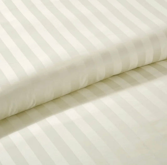 Material saten, barva vanilije, 100% bombaž / črtast vzorec, širina 240 cm