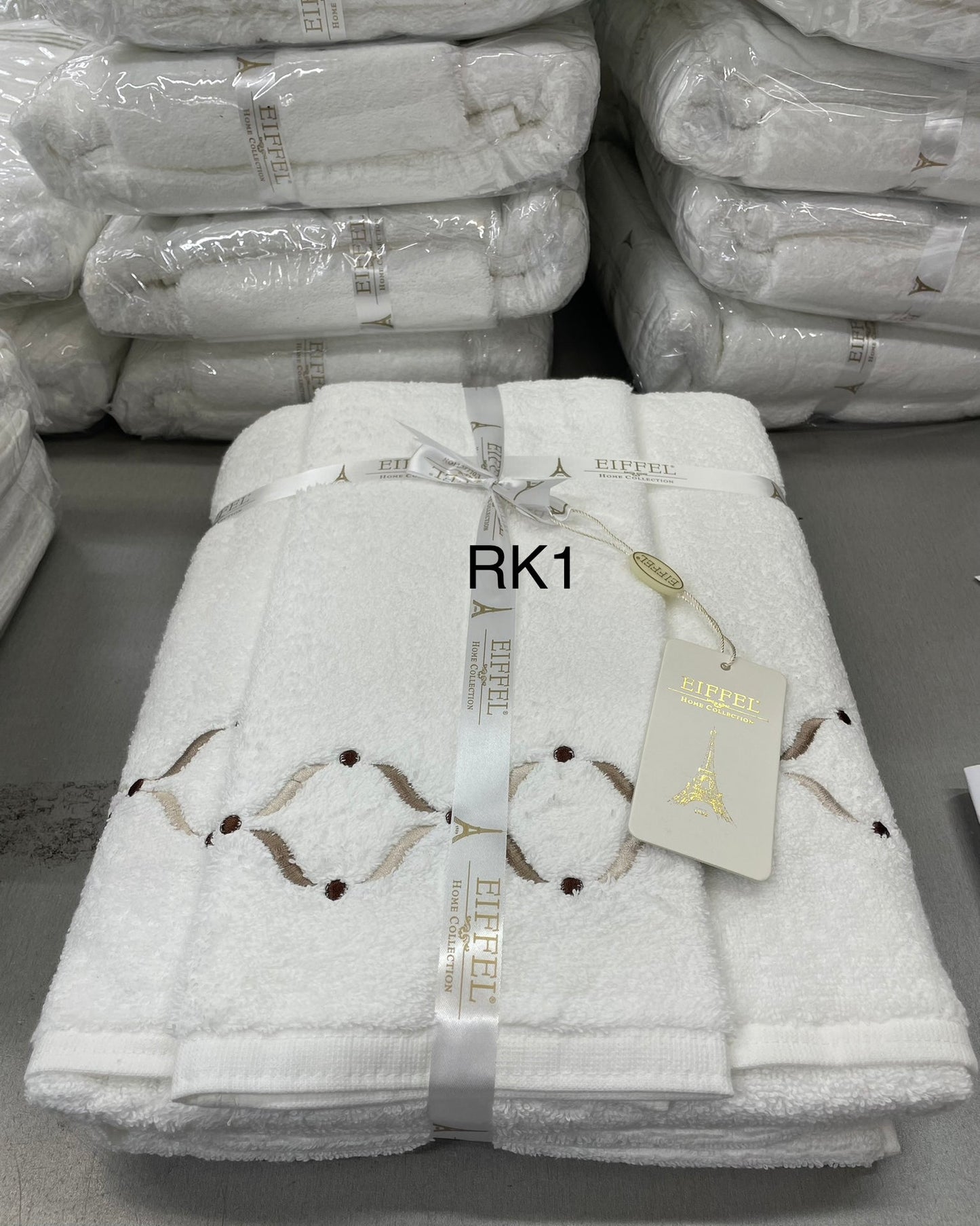 KOMPLET BRISAČ VZOREC VZOREC 1 kos 100x150 + 1 kos 50x90