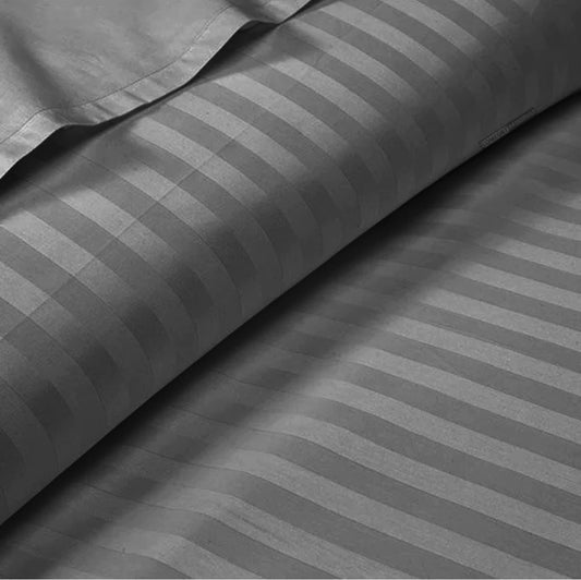 Material saten / temno siv 100% bombaž / črtast vzorec, širina 240 cm