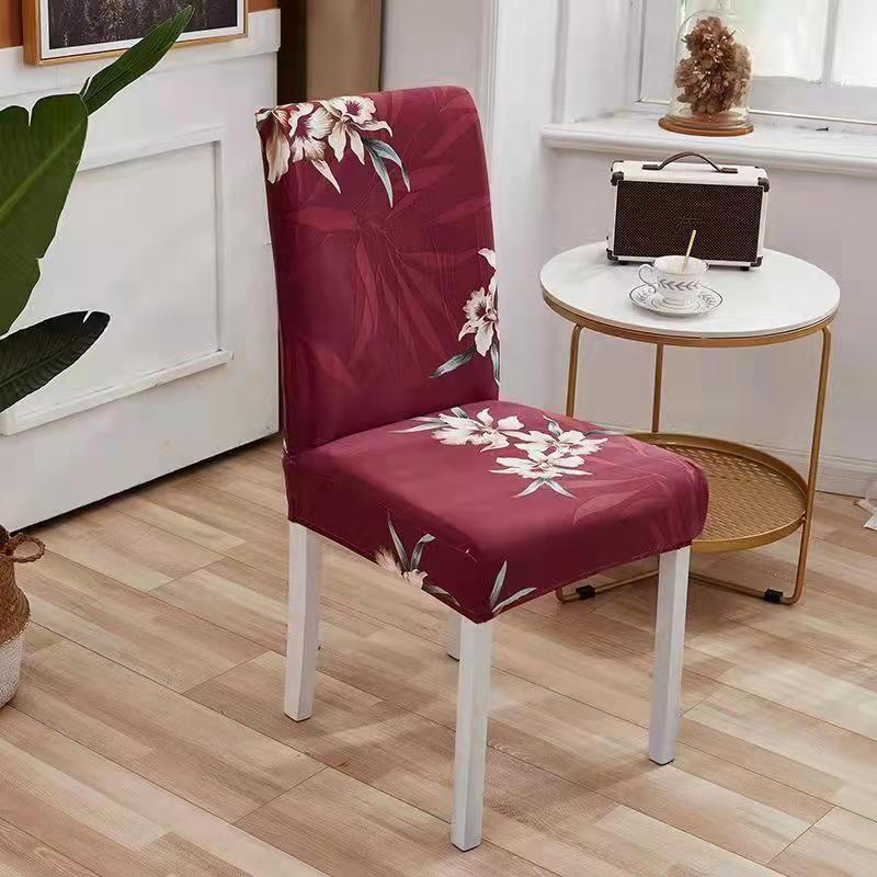 Rastezljive glatke navlake za stolice s uzorkom 6komada samo 20,00€ (GU7)